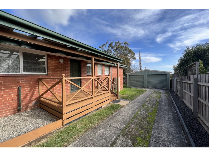 12 Stewart Avenue, Narre Warren VIC 3805