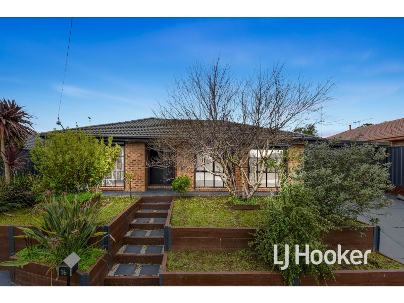 16 Briarley Court, Hampton Park VIC 3976