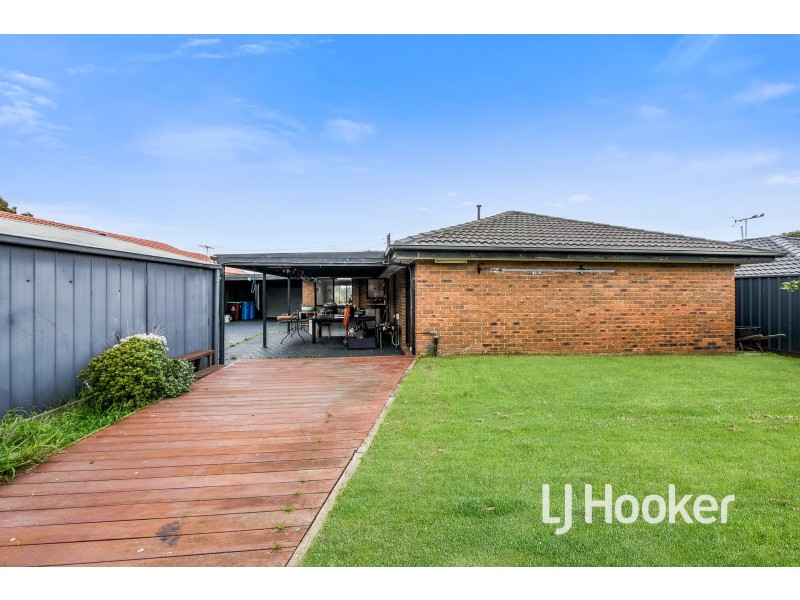 16 Briarley Court, Hampton Park VIC 3976
