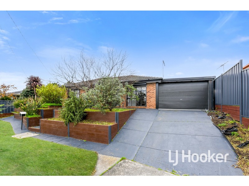 16 Briarley Court, Hampton Park VIC 3976