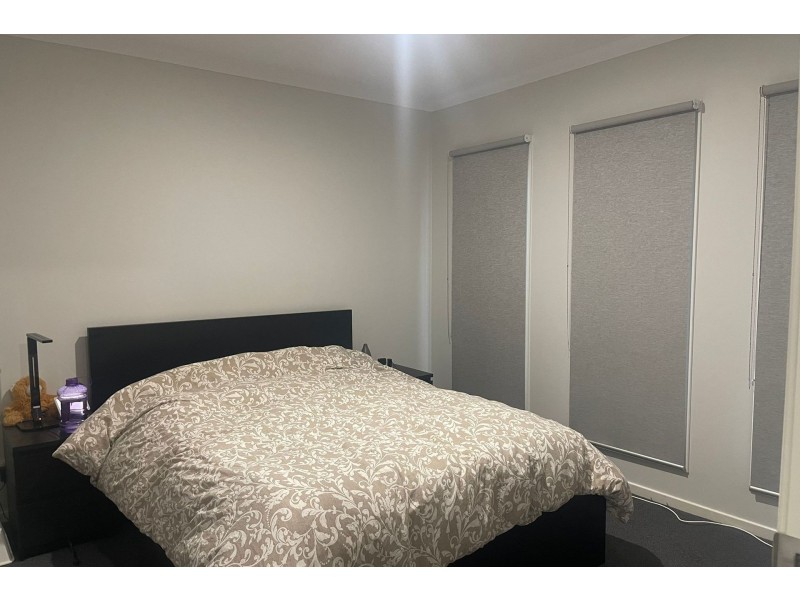 10 Sutil Drive, Clyde North VIC 3978