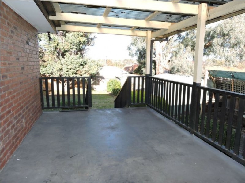 24 Beth Court, Hampton Park VIC 3976