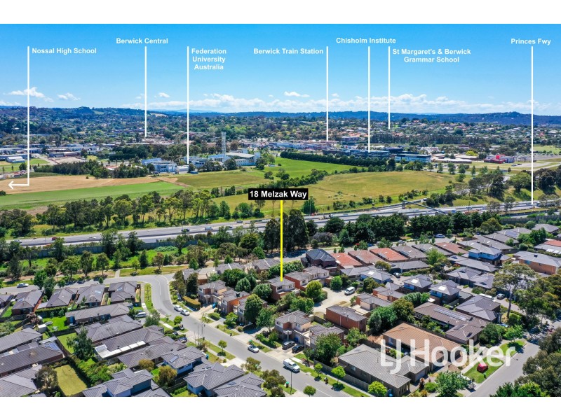 18 Melzak Way, Berwick VIC 3806