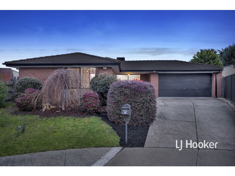 15 Brunel Court, Hampton Park VIC 3976