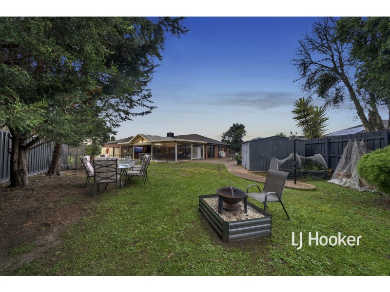 15 Brunel Court, Hampton Park VIC 3976