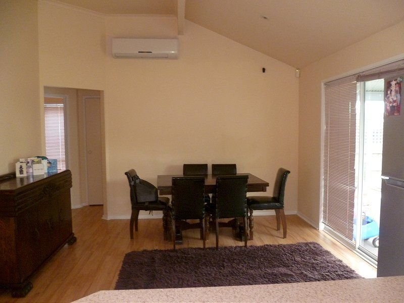 8 Vincent Court, Cranbourne VIC 3977