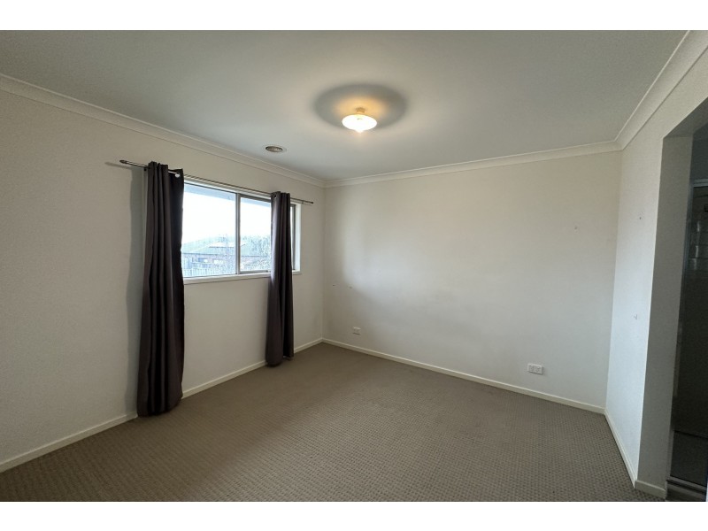 2A Ossa Crescent, Clyde VIC 3978