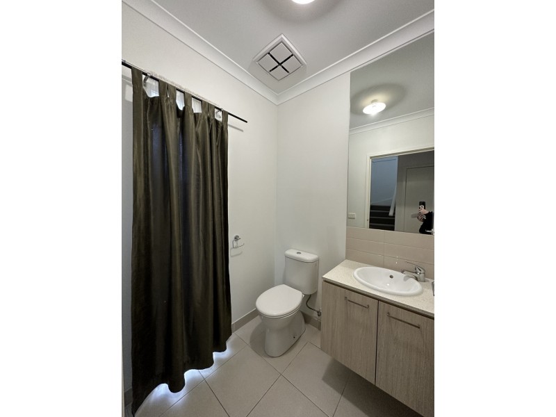 2A Ossa Crescent, Clyde VIC 3978