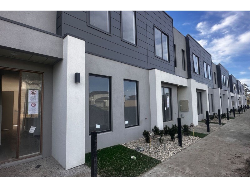 33 Battalion Road, Berwick VIC 3806