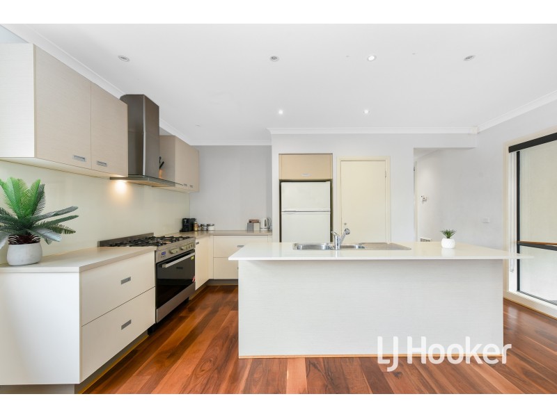 13-15 Ardor Avenue, Cranbourne North VIC 3977