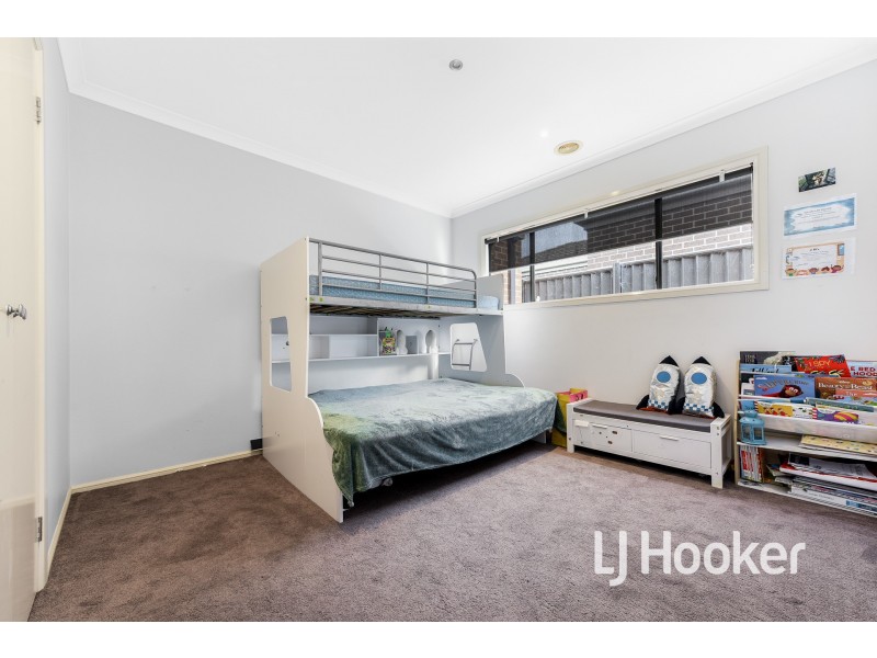 13-15 Ardor Avenue, Cranbourne North VIC 3977