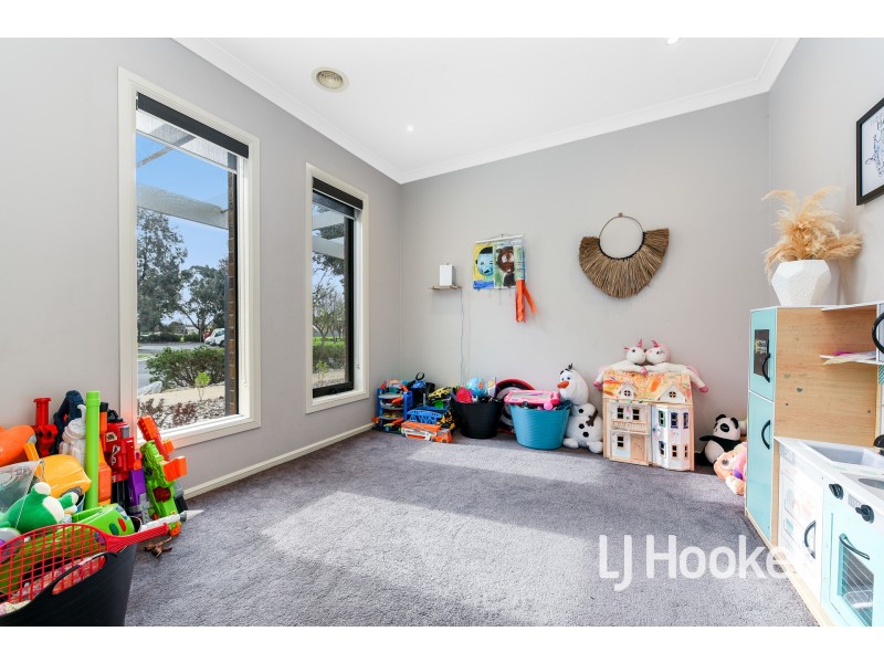 13-15 Ardor Avenue, Cranbourne North VIC 3977