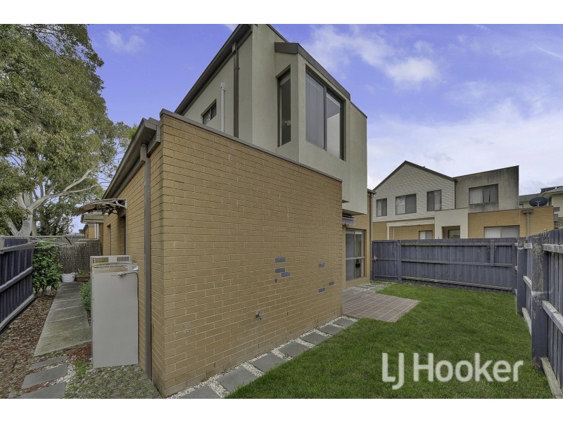 15/42 Liege Avenue, Noble Park VIC 3174