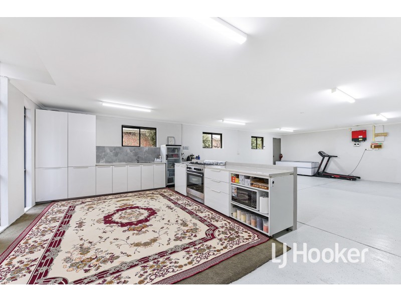 14 Colonial Court, Narre Warren South VIC 3805