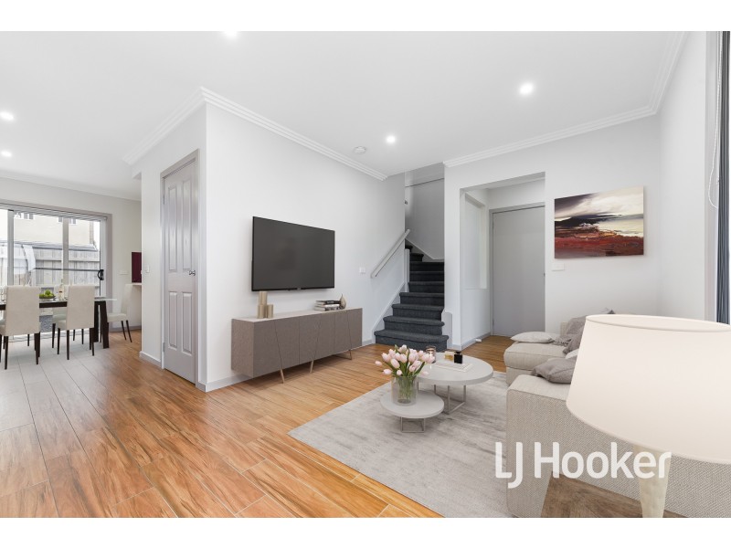 4 Ashford Close, Hampton Park VIC 3976