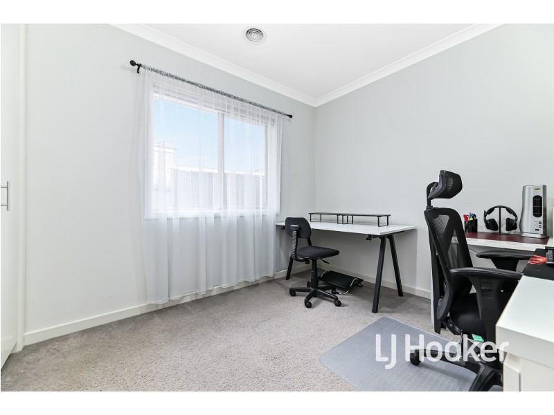 11A Oregano Drive, Lynbrook VIC 3975