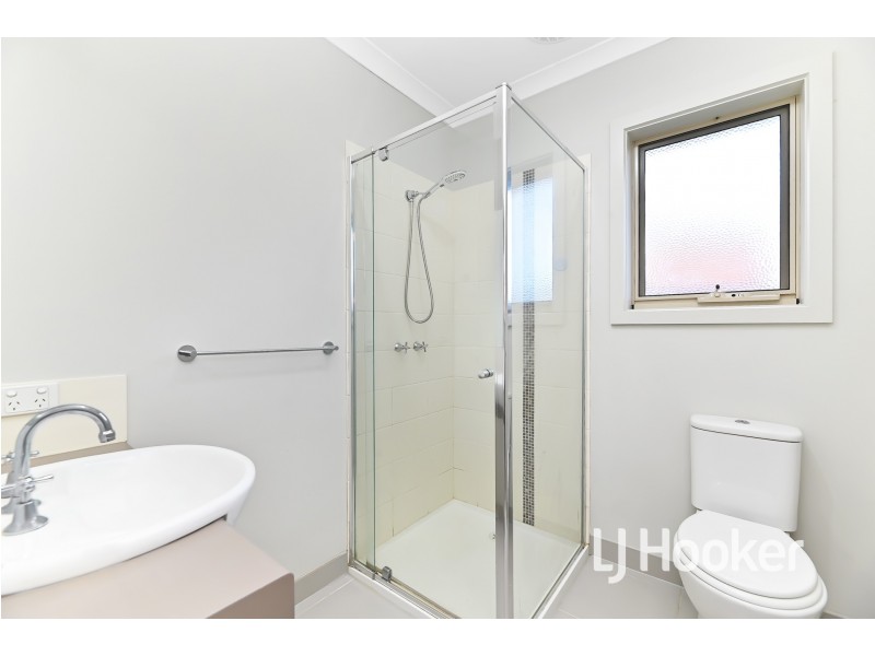 11A Oregano Drive, Lynbrook VIC 3975