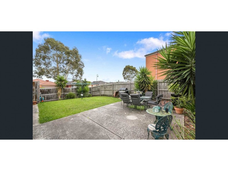 32 Cato Parkway, Lynbrook VIC 3975