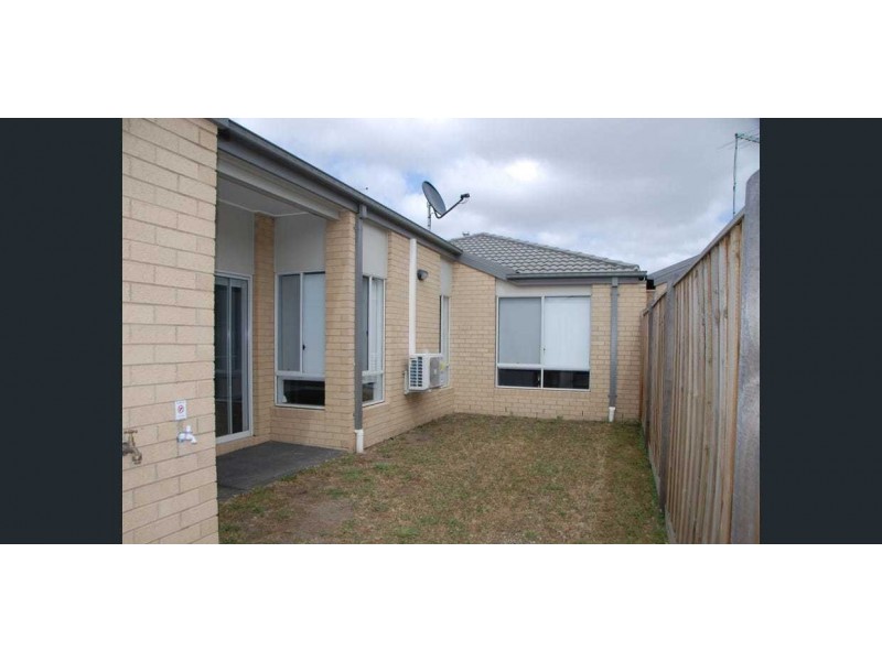 3 Fairweather Parade, Officer VIC 3809