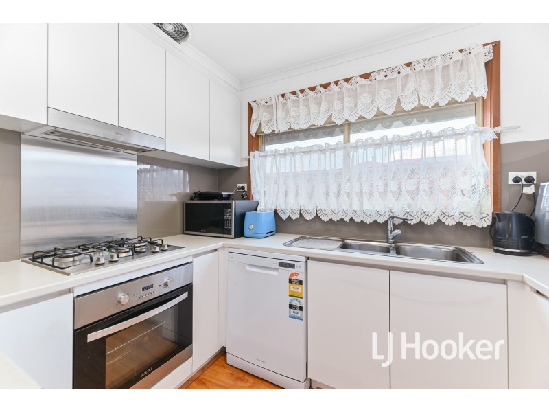 13 Hawking Avenue, Hampton Park VIC 3976