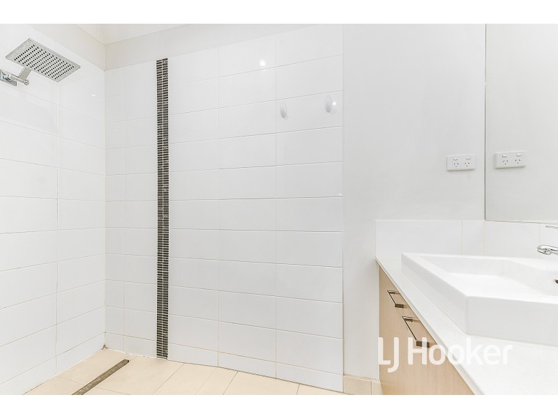 93 Eliburn Drive, Cranbourne East VIC 3977