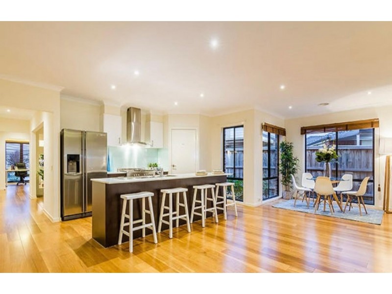 3 Tilly Place, Lynbrook VIC 3975