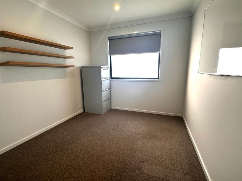 81 Ramlegh Boulevard, Clyde North VIC 3978