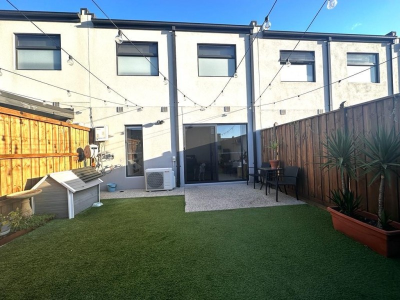 81 Ramlegh Boulevard, Clyde North VIC 3978