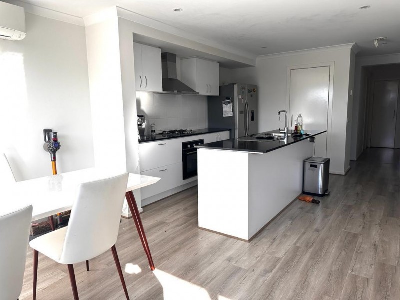 19 Anvil Way, Clyde North VIC 3978