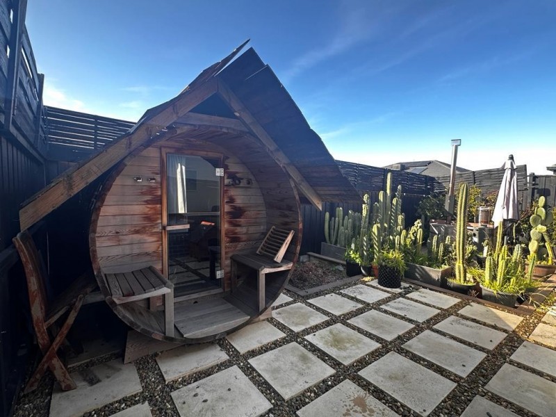 19 Anvil Way, Clyde North VIC 3978