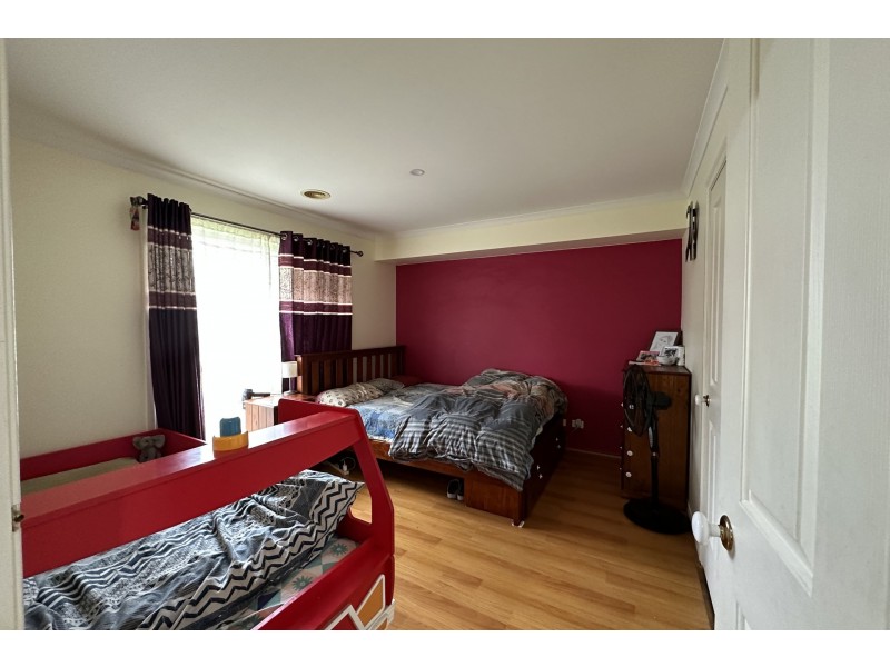 6 Slessor Avenue, Lynbrook VIC 3975