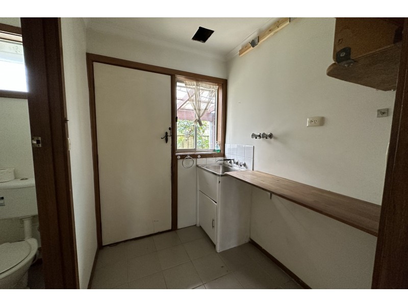 33 Lorna Street Street, Cranbourne VIC 3977