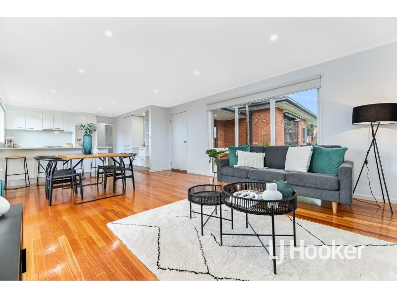 2/15 Kays Avenue, Hallam VIC 3803