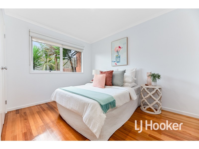 2/15 Kays Avenue, Hallam VIC 3803