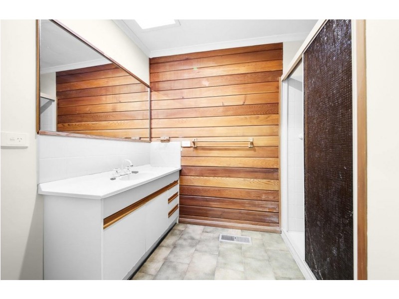 31 Warana Drive, Hampton Park VIC 3976