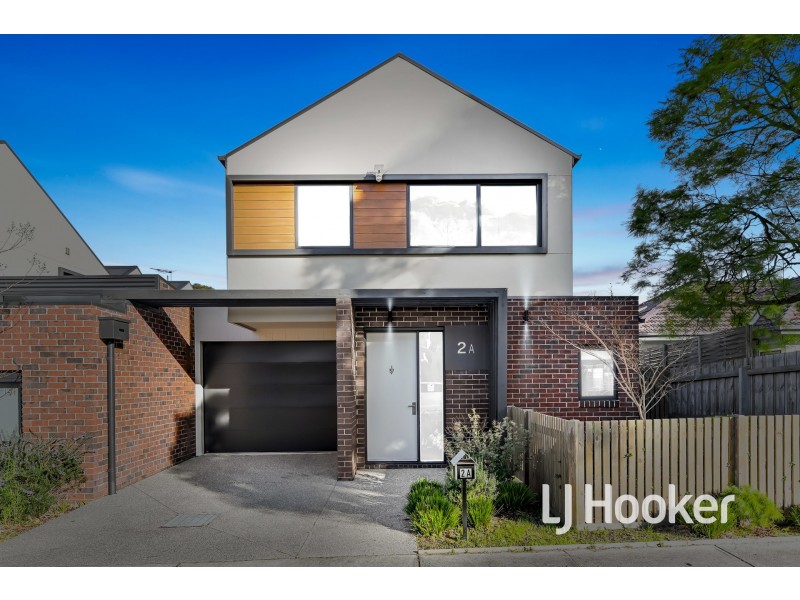 2A Wallace Avenue, Dandenong VIC 3175