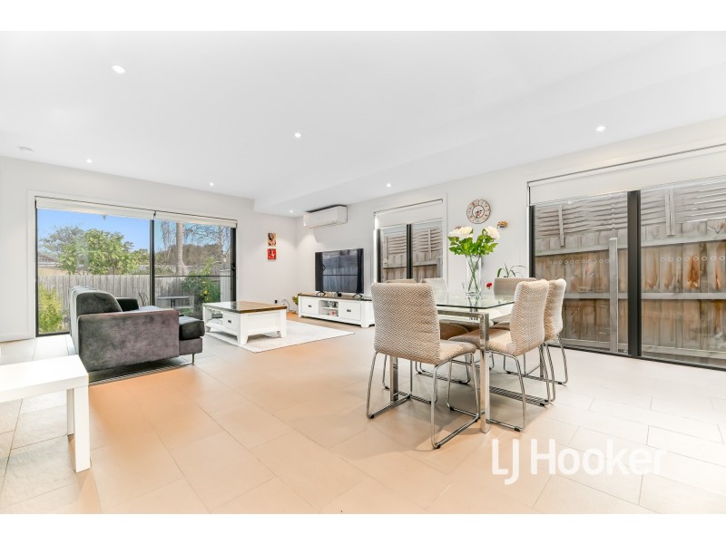 2A Wallace Avenue, Dandenong VIC 3175