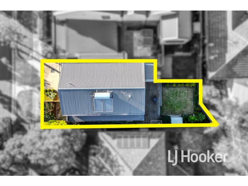 2A Wallace Avenue, Dandenong VIC 3175