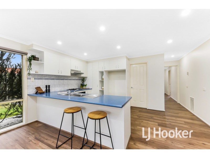 20 Grand Arch Way, Berwick VIC 3806