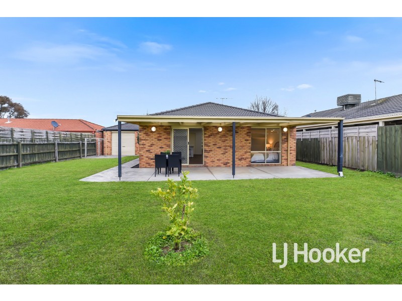 20 Grand Arch Way, Berwick VIC 3806