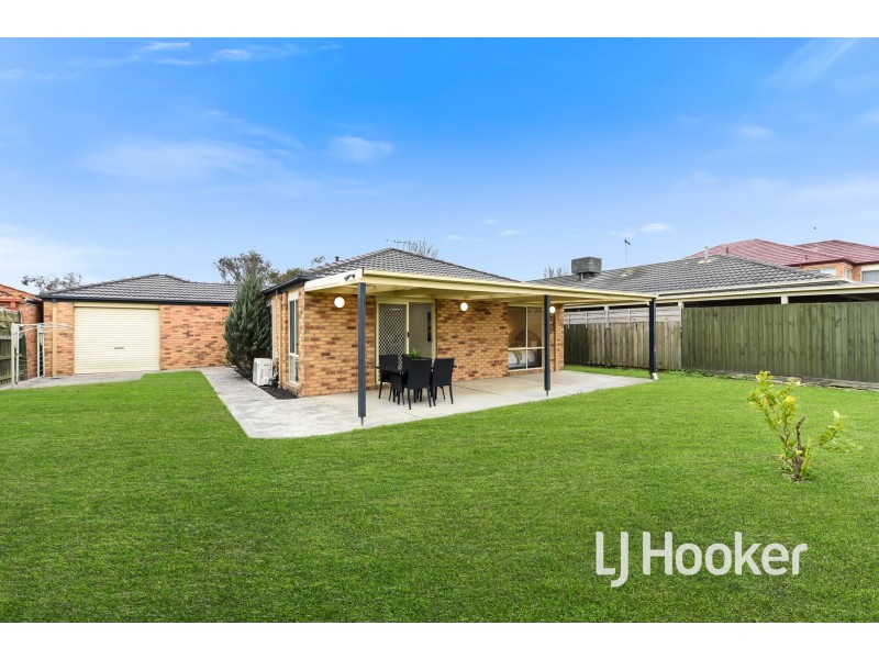 20 Grand Arch Way, Berwick VIC 3806