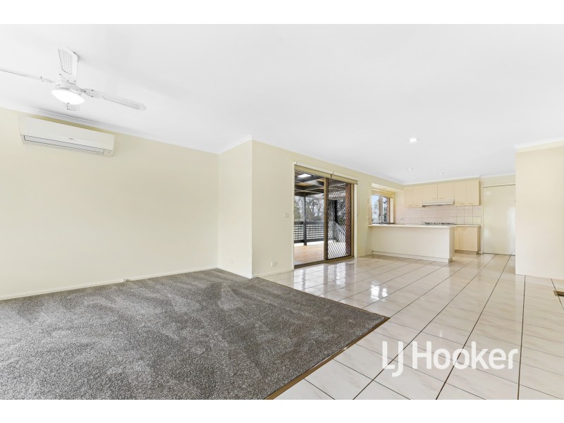 19 Palm Way, Narre Warren South VIC 3805