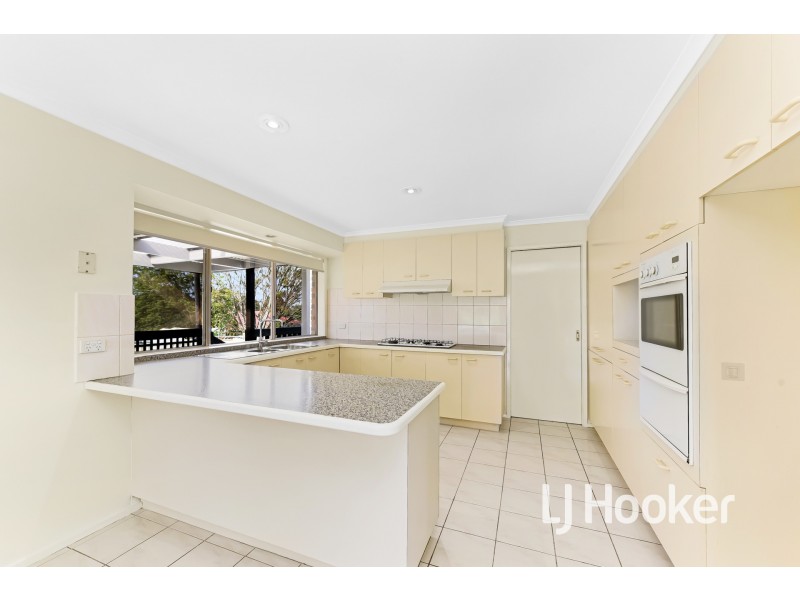 19 Palm Way, Narre Warren South VIC 3805