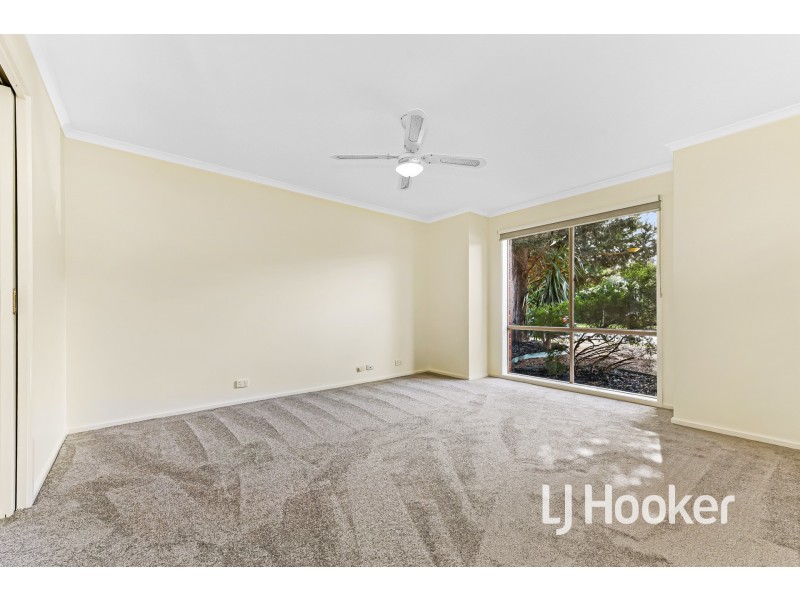 19 Palm Way, Narre Warren South VIC 3805