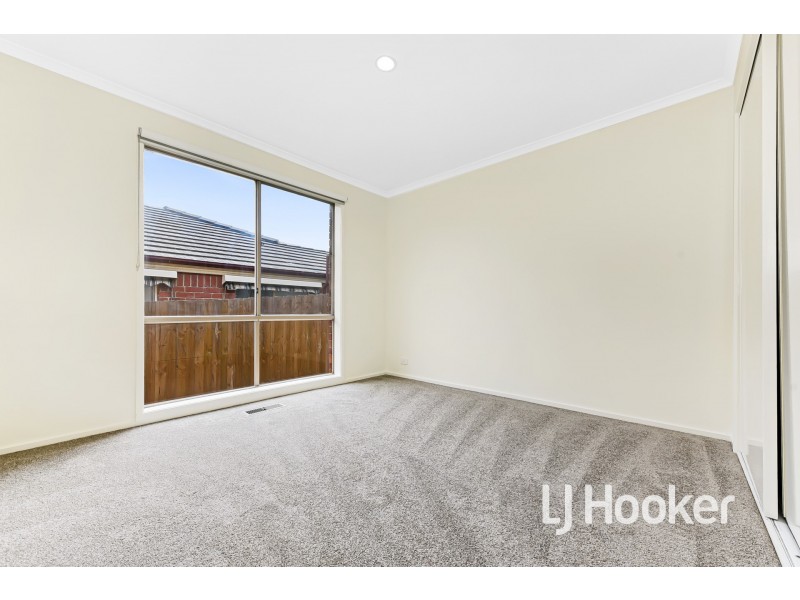 19 Palm Way, Narre Warren South VIC 3805