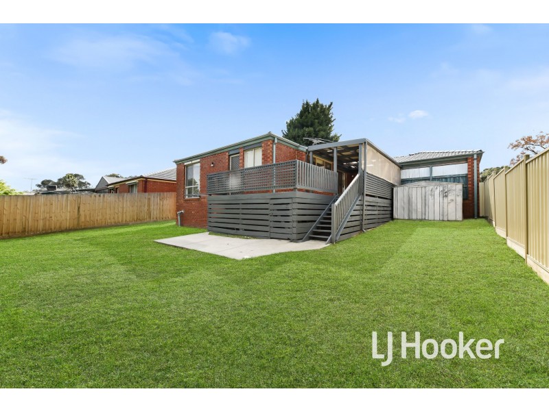 19 Palm Way, Narre Warren South VIC 3805