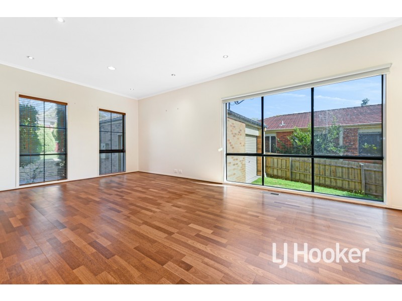 38 Harold Keys Drive, Narre Warren South VIC 3805