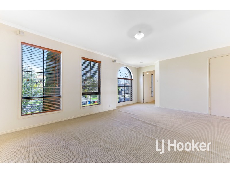 38 Harold Keys Drive, Narre Warren South VIC 3805