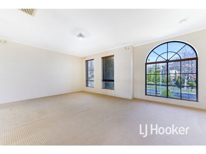 38 Harold Keys Drive, Narre Warren South VIC 3805