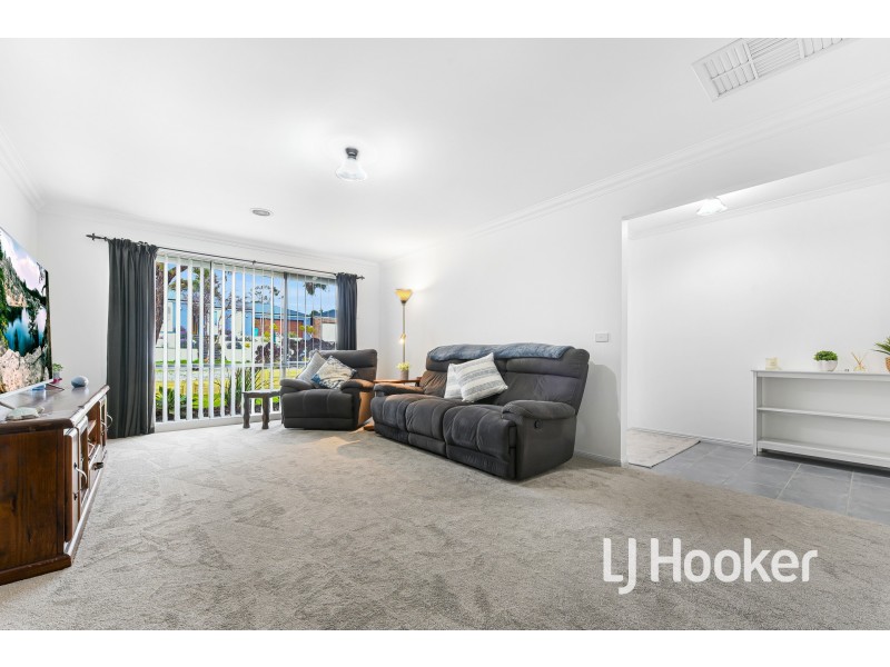 13 Niagara Court, Hampton Park VIC 3976